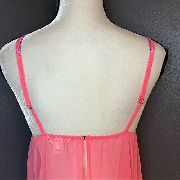 VS Dream Angels Soft Mesh Flyaway Babydoll Teddy/Nightie - Picture 8 of 10